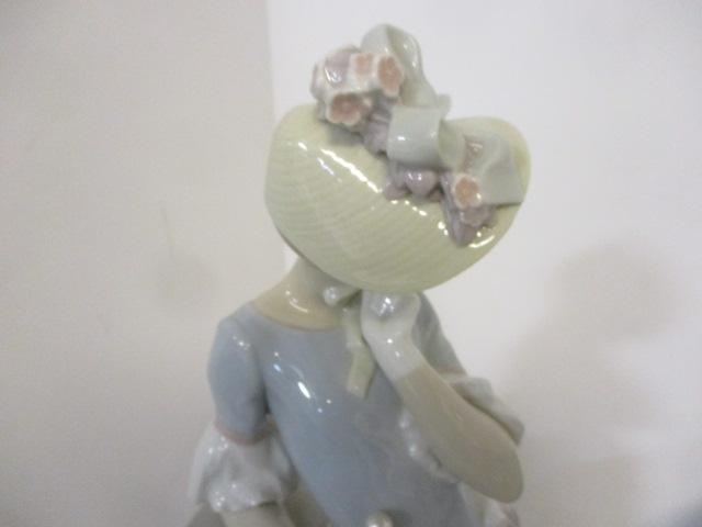 Lladro "Esthetic Pose" Porcelain Figurine #4850 with Box