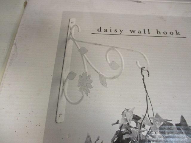 Daisy Wall Hook (Lot of 2)