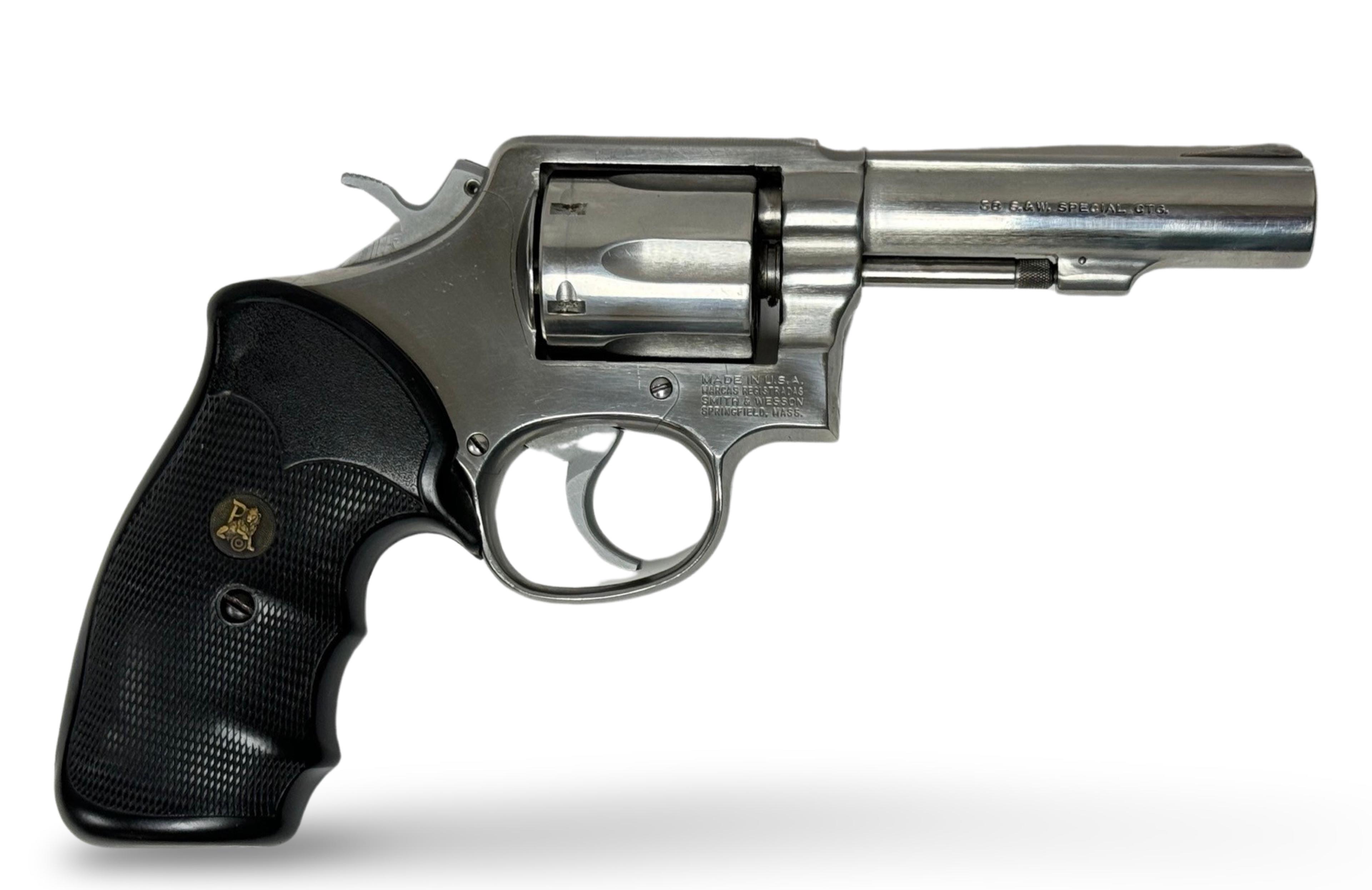 Excellent Smith & Wesson Model 64-3 .38 S&W SPECIAL 4" Stainless Revolver