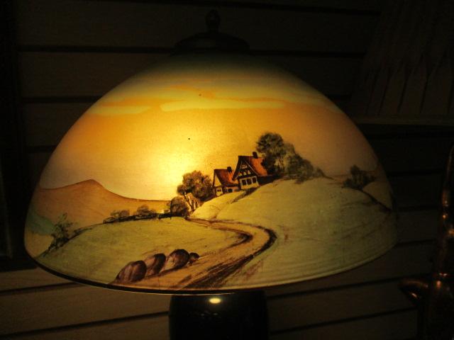 3 Light Table Lamp w/Reverse Painting Shade