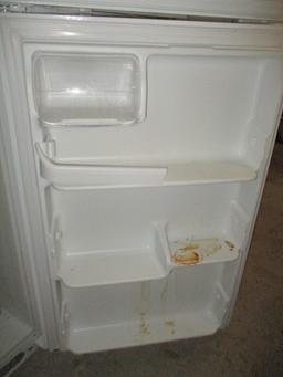 Kenmore White Top Mount Refrigerator