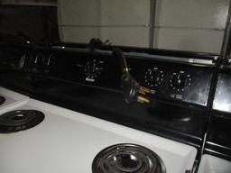 Kenmore White Electric Coil Burner Stove