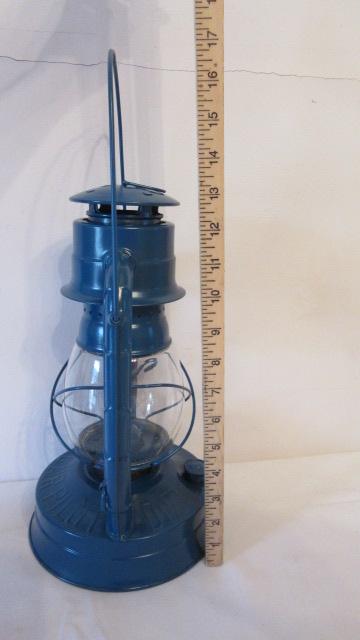 Vintage Blue Dietz No. 8 Air Pilot Lantern