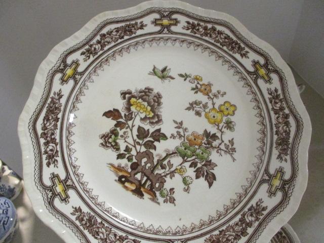 42 Pieces Mason's "Manchu" Ironstone China