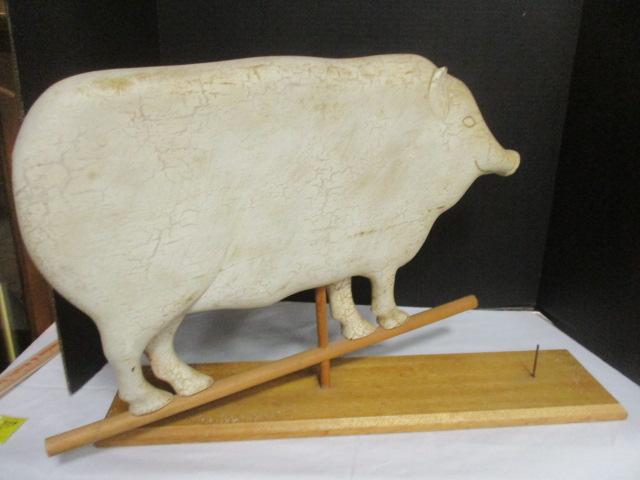 Primitive Farmhouse Wooden Pig