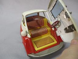 1950's Tin Bubblecar BMW Isetta By Bandai B-588 Friction Toy - Made In Japan 7" x 4"