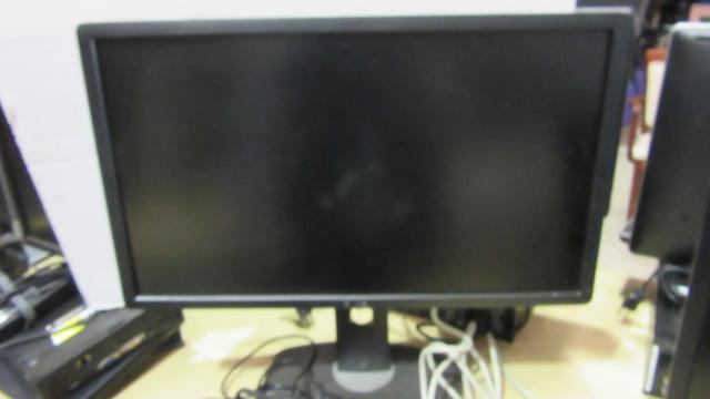 Dell Latitude 5480 Laptop, Charging Dock and  24" Monitor