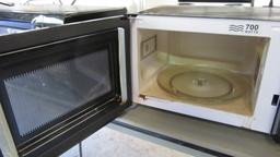Black Wal-Mart 1050W Microwave
