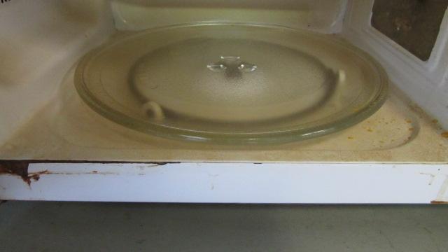 Black Wal-Mart 1050W Microwave