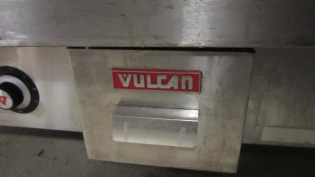 Vulcan Model HEG48D-1 Electric Professional Restaurant Flat Top Griddle