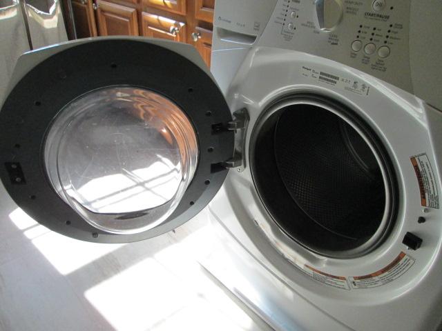 Whirlpool Duet Front Load Washer with Stainless Tub