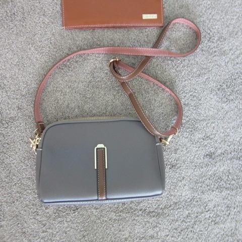 Like New Name Brand Purses and Clutch Wallet-Jessica Simpson, Anne Klein, etc.