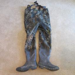 Men's ProLine Size 10 100% Water Proof Chest Waders