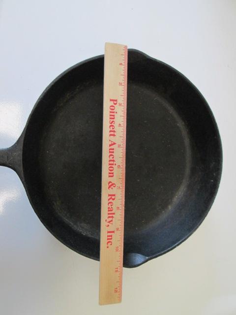 10 1/2"Cast Iron Skillet