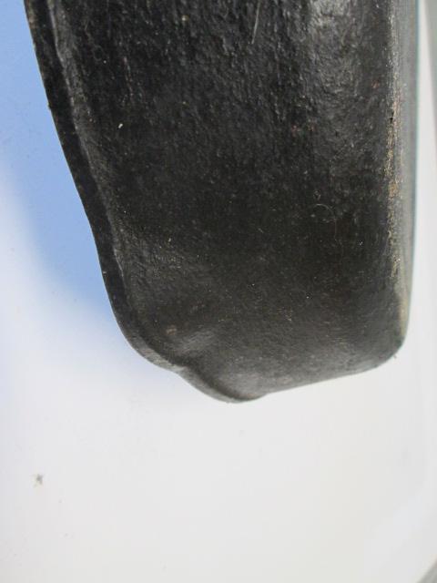 10 1/2"Cast Iron Skillet