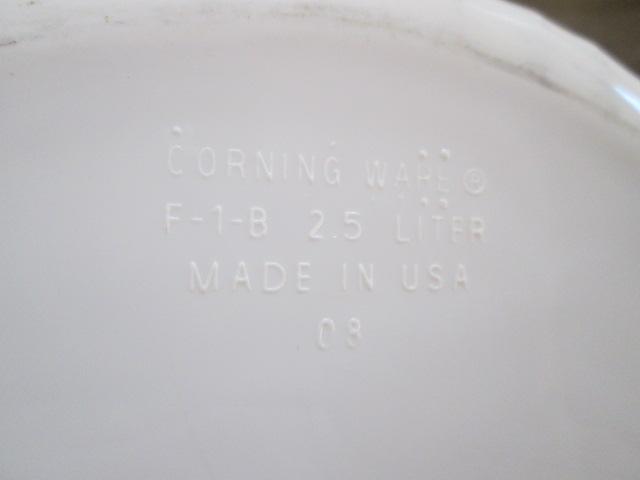 Corning Ware French White Round Casserole and Spice of Life 8" Square Baker