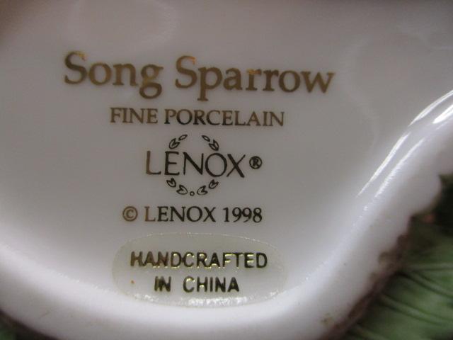 1998 Lenox "Song Sparrow"  Fine Porcelain Bird Figurine  4 1/2"