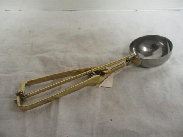 Dairy Fresh Brass Ice Cream Scoop