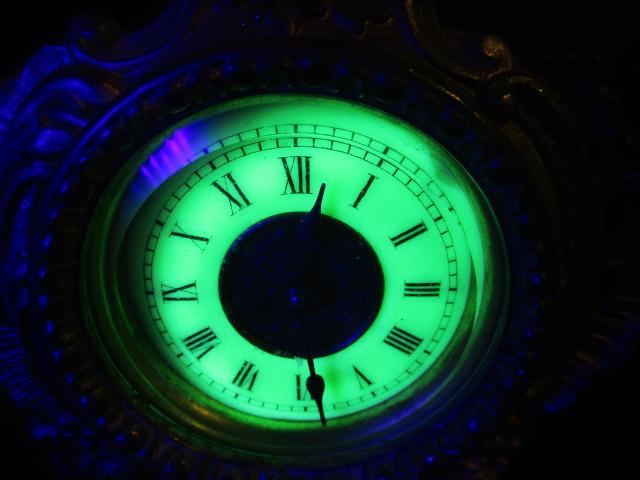 Cast Iron Clock w/Uranium Glass Face (9")