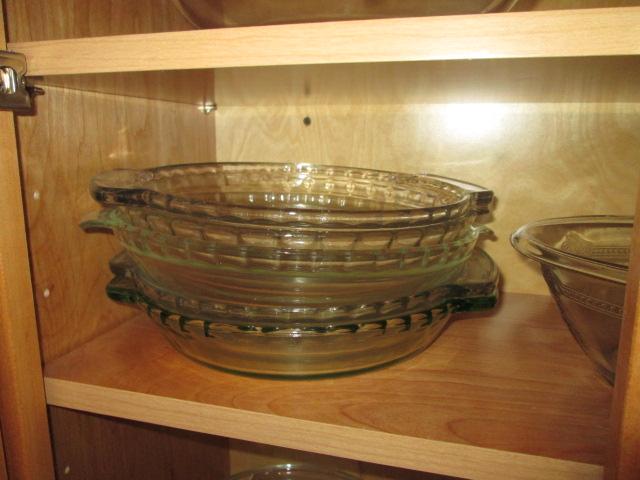 Grouping of Pyrex, Fire King and Anchor Hocking Bowls and Bakeware