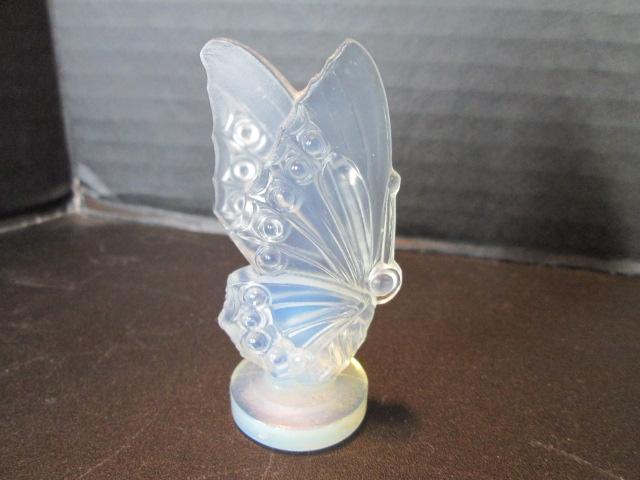 Vintage Sabino Opalescent Crystal Art Glass Butterflies