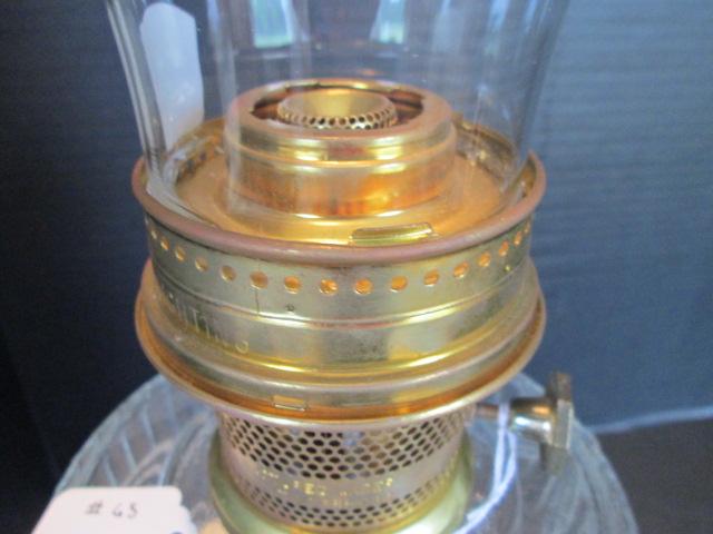 1990 Aladdin Lincoln Drape Oil Lamp with Clear Font and Saphire Post