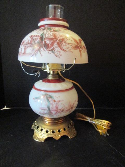 Hand Decorated Gone With The Wind Style Electric Parlor Lamp