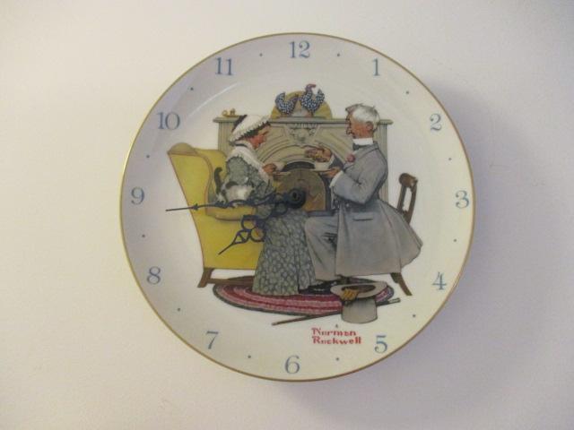 Norman Rockwell "Gaily Sharing Vintage Times" Quartz Porcelain Plate Clock