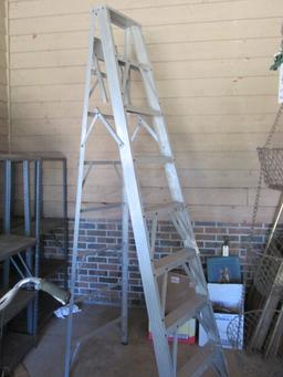 8' Aluminum Step Ladder