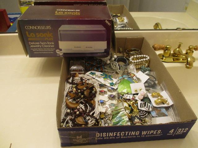 Connoisseurs LaSonic Plus Jewelry Cleaner and Fashion Necklaces, Bracelets, Brooches, Earrings, etc.