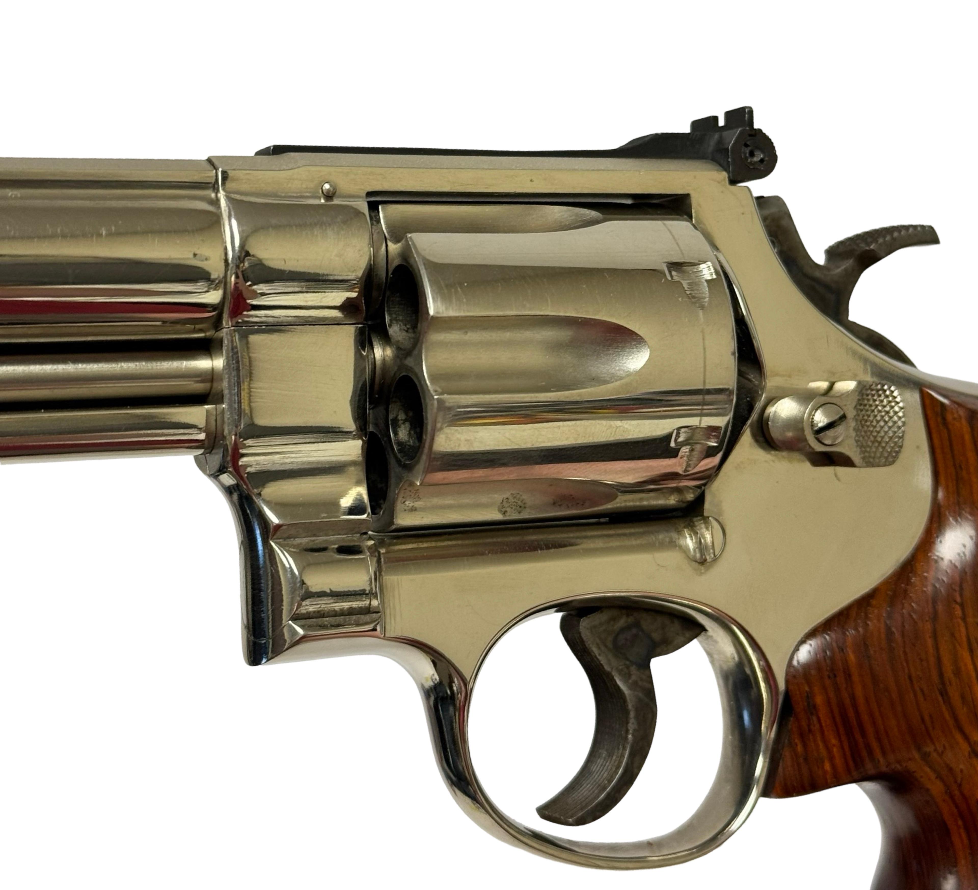 Excellent 1982 Smith & Wesson Model 29-3 Nickel 8.25" .44 MAGNUM Revolver in Box