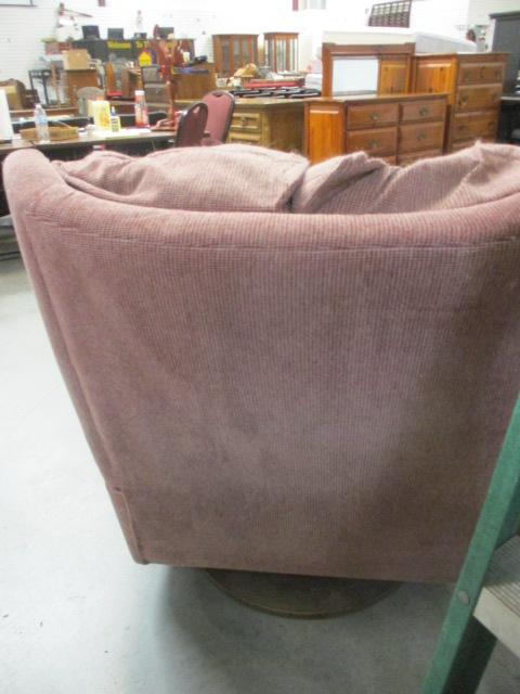 Dusty Rose Plaid Rocker Recliner