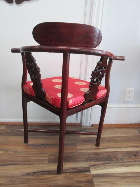 Antique Corner Mahogany Chinoiserie Chair with Mother of Pearl Inlay Designs