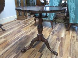 Henkel-Harris Mahogany Pie-Crust Tilt Top Table with Carved Ball and Claw Feet