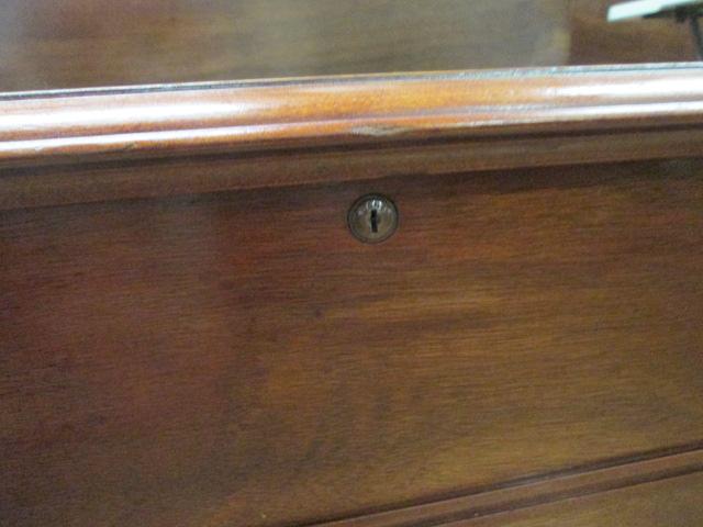 Vintage Lane Mahogany Cedar Lined Chest with Interior Tray