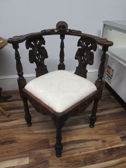 Vintage Victorian Hand Carved Mahogany Figure Head Corner Chair