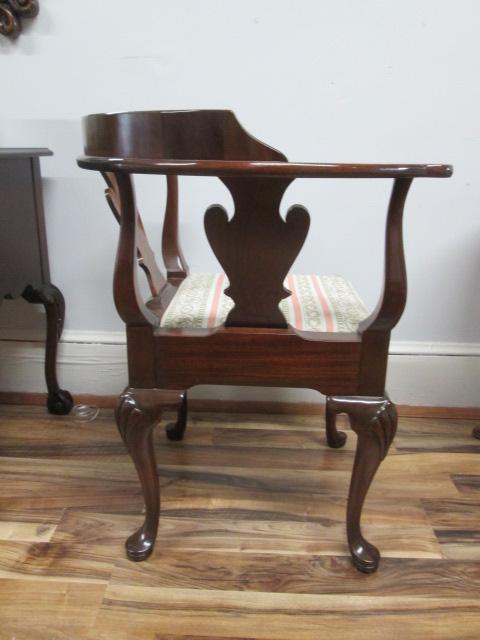 Statesville Chair Co. Chippendale Style Mahogany Corner Chair