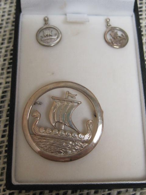 Ortak Scottish Sterling Silver Pin and Earring Set