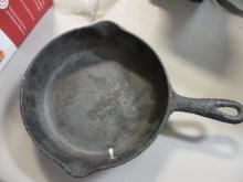 Cast Iron Frying Pan 8"