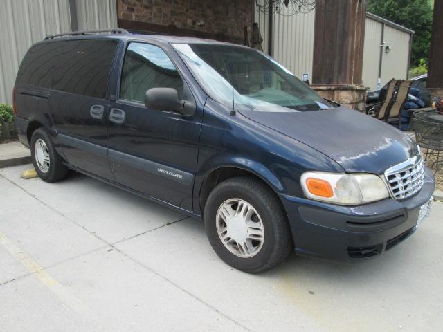 2002 Chevrolet Venture LT Mini Van