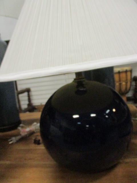 Blue Ceramic Ball Vase Lamp