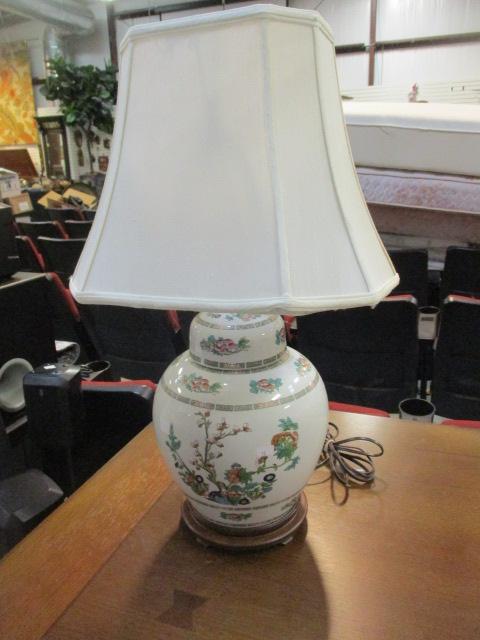 Porcelain Asian Ginger Jar Table Lamp