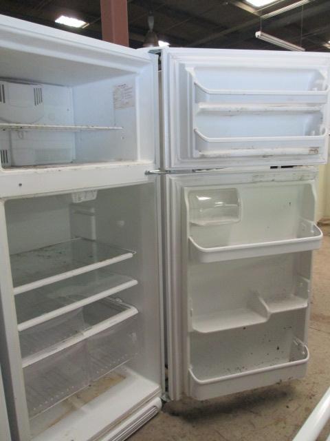 Frigidaire White Top Mount Refrigerator