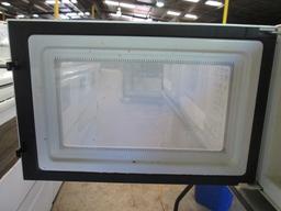 GE White Microwave
