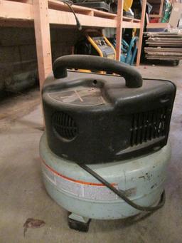 Hitachi EC510 Pancake Compressor