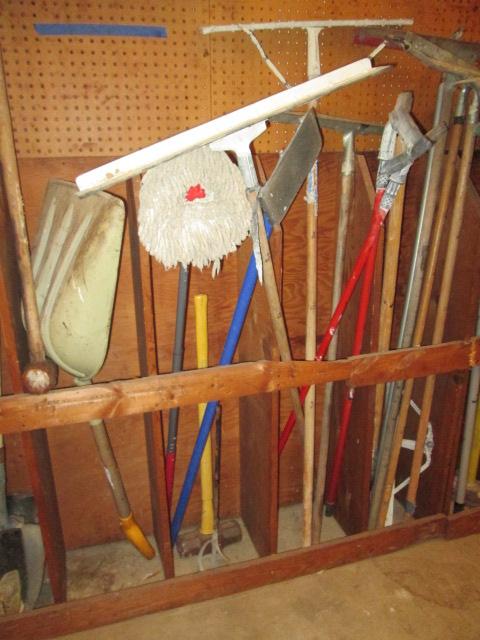 Floor Bins Contents