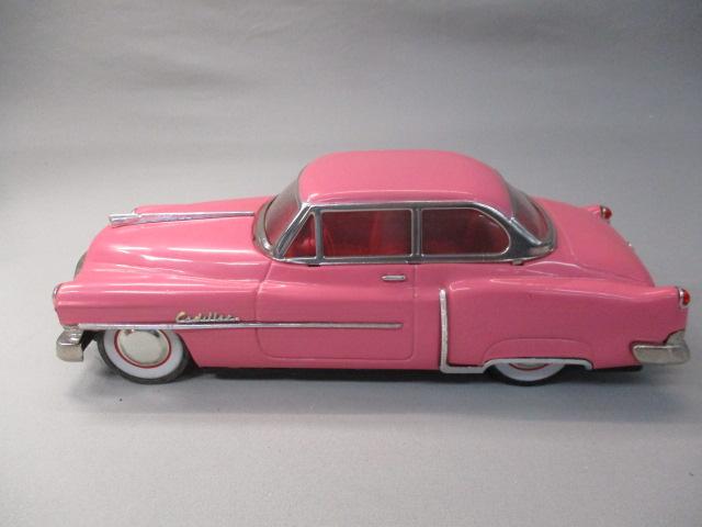 Vintage Tin Cadillac Luxe Car MF330 Friction Toy In Original Box