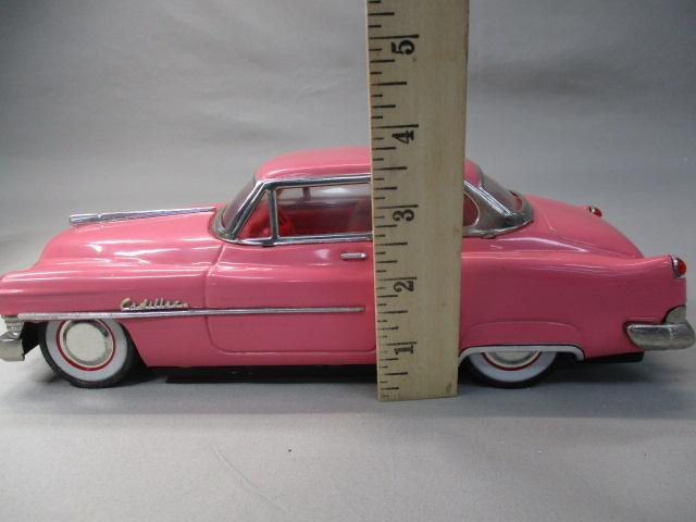 Vintage Tin Cadillac Luxe Car MF330 Friction Toy In Original Box