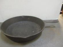 SK No. 8 Cast Iron Skillet
