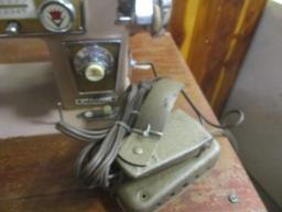 Vintage Aldens Dynamic Motor Sewing Machine in Wood Flip-Top Cabinet